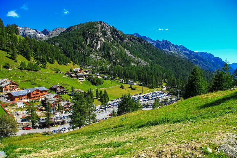 eco-villages-worldwide.jpg