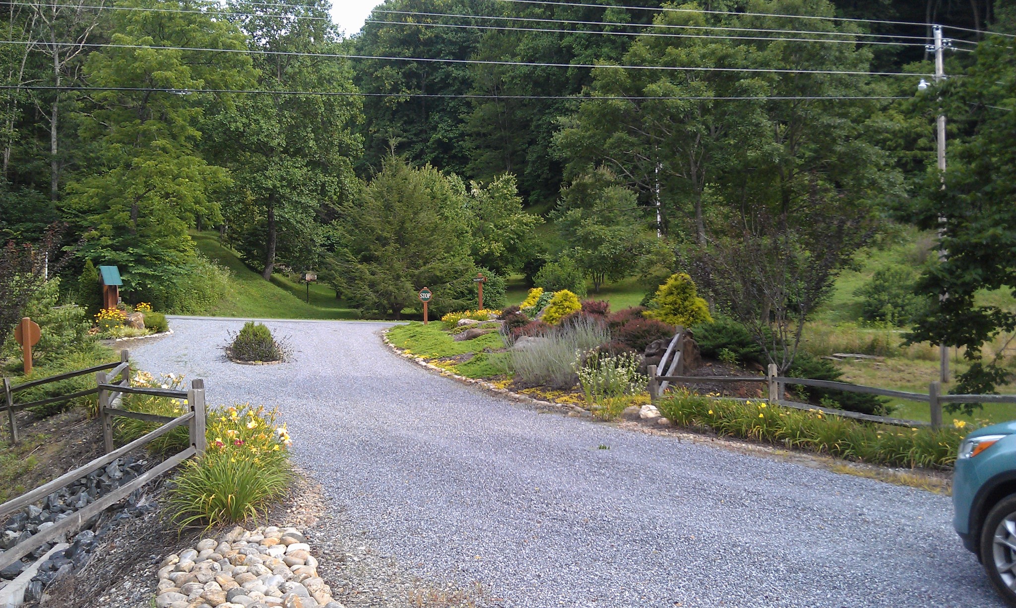 Entrance-Looking-to-Crooked-Creek.jpg