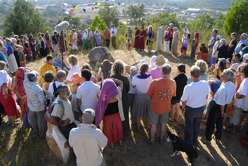 Inauguration_of_the_Tibet_Stone_in_the_Stone_Circle_of_Tamera_25_59982ef979eee.jpg